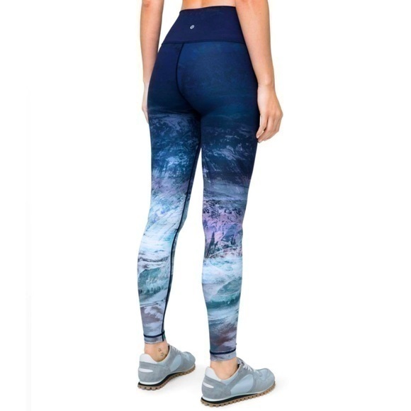 Lululemon Wunder Under High-Rise Tight Engineered Full-On Luxtreme 28 Panorama 2 - Picture 1 of 12